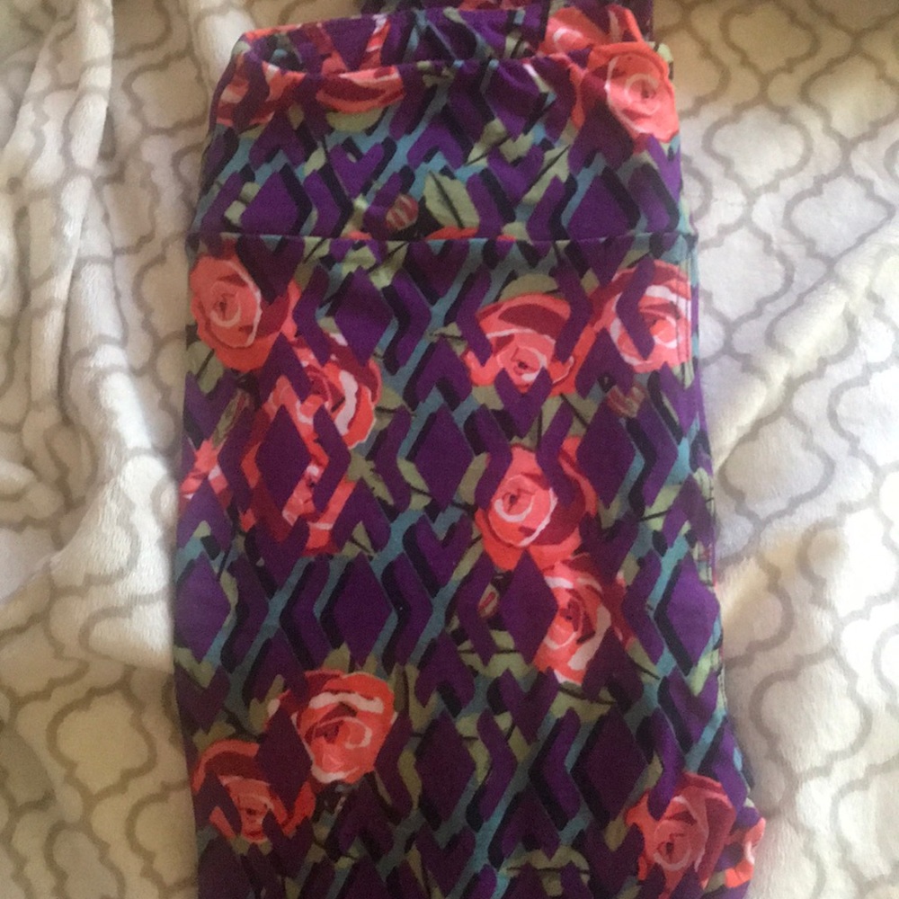 Nwot Lularoe leggings os